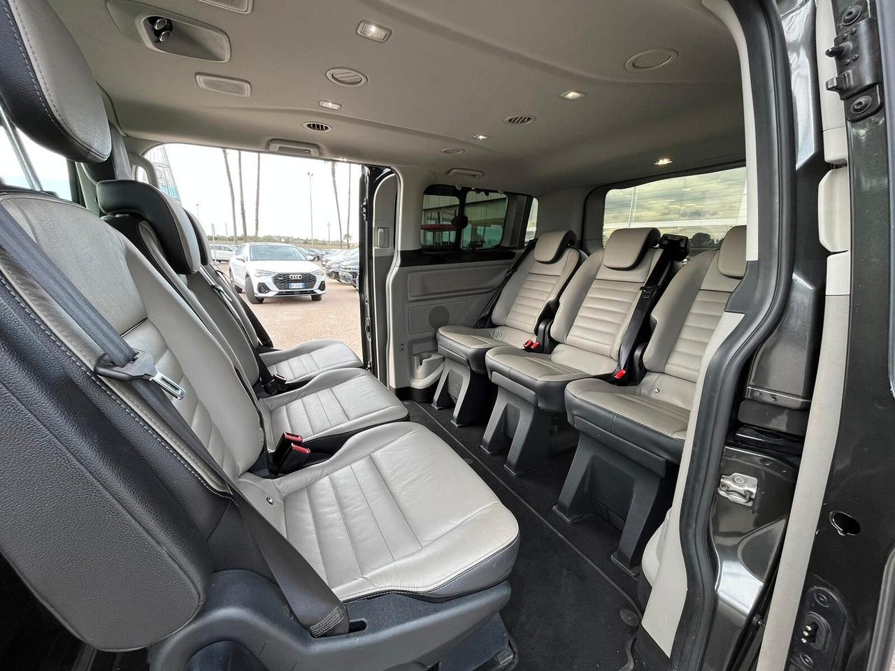 Ford Tourneo Custom 310 2.0 TDCi 170CV PC Titanium