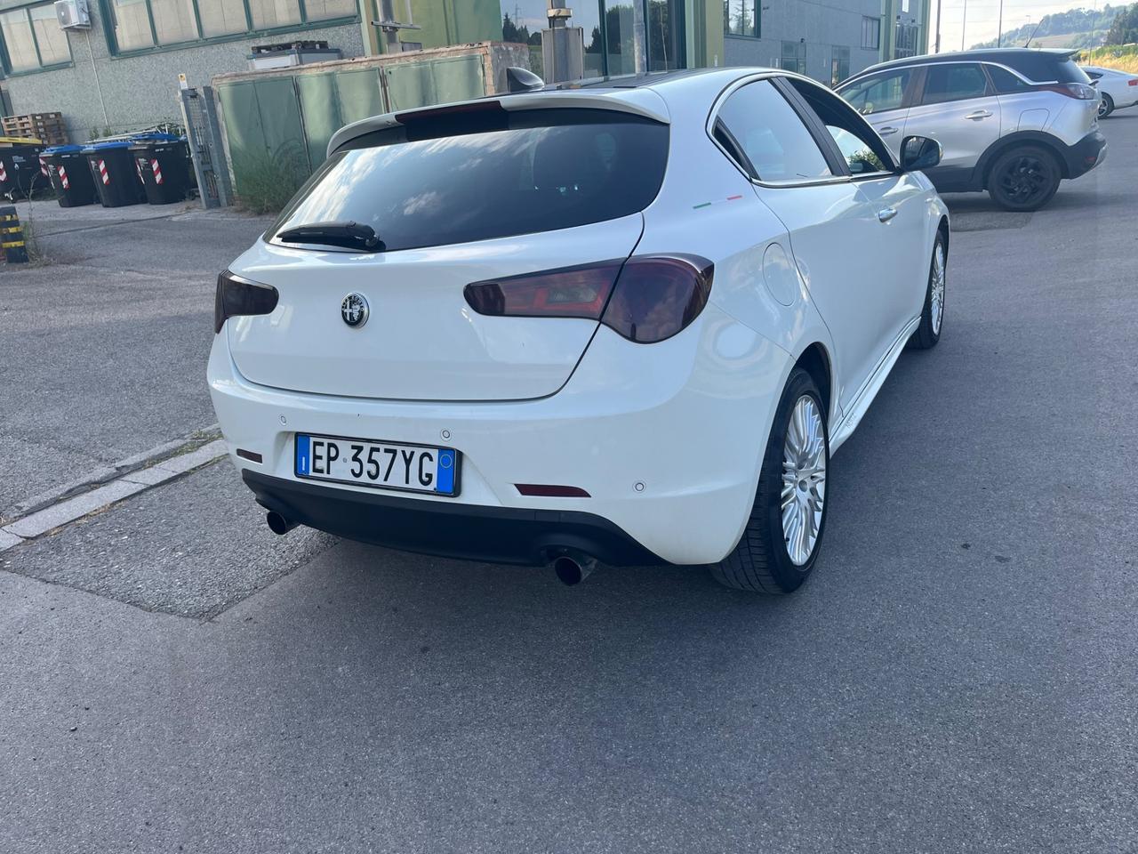 Alfa Romeo Giulietta 2.0 JTDm-2 170 CV Distinctive