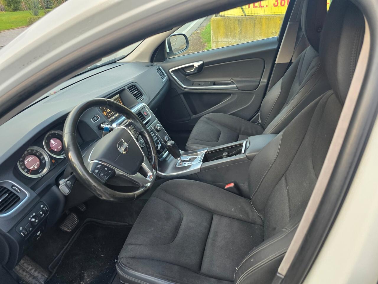 Volvo V60 D2 1.6 Powershift Summum
