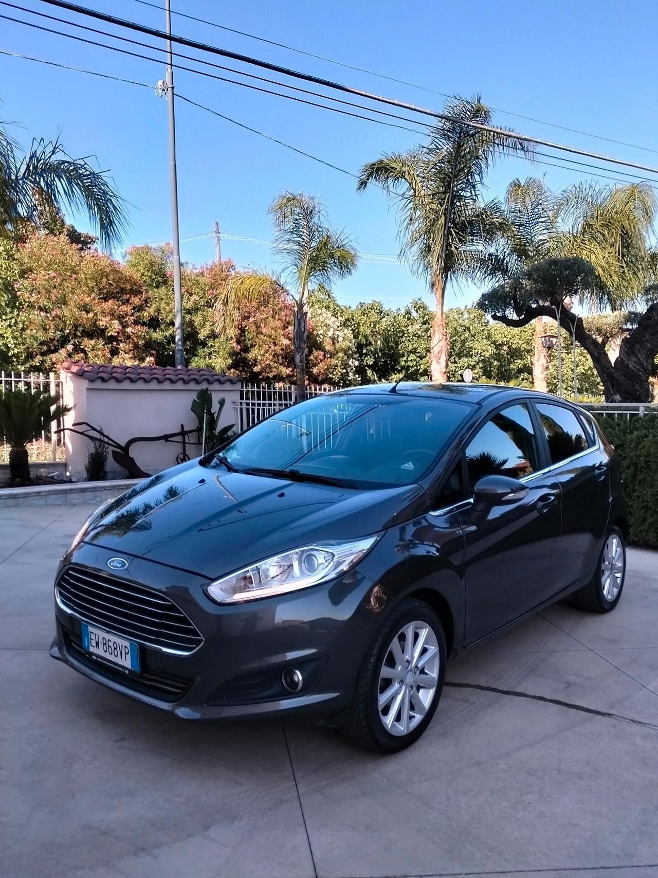 Ford Fiesta 1.4 5p. Bz.- GPL Titanium