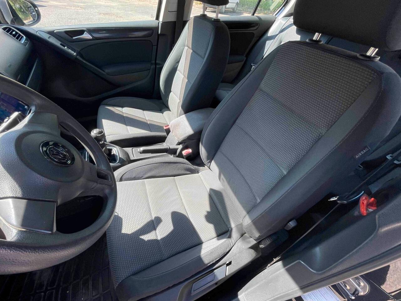 Volkswagen Golf 1.6 TDI GARANZIA 12 MESI Comfortline NEOPATENTATI DITRIBUZIONE OK GOMME NUOVE