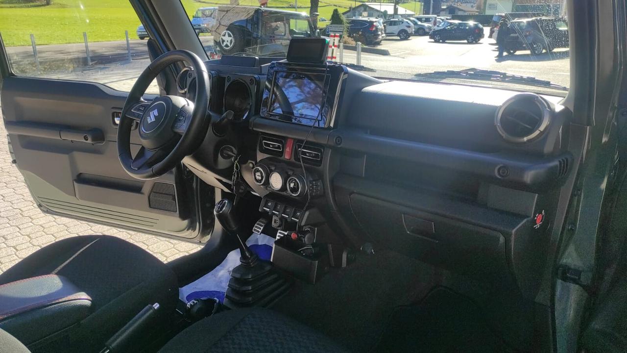 SUZUKI JIMNY 4X4 RIDOTTE 4 POSTI AUTOVETTURA TOP