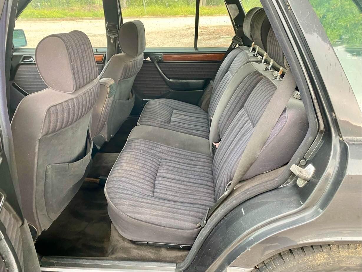 Mercedes-benz 200 W124