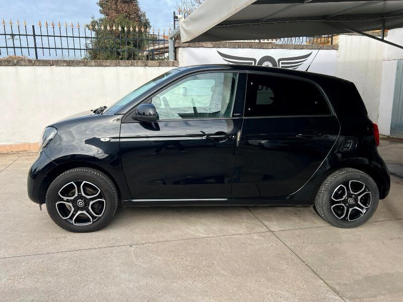 Smart Forfour 1.0 - Prime - Pelle - Navi - JBL - PREZZO REALE!!