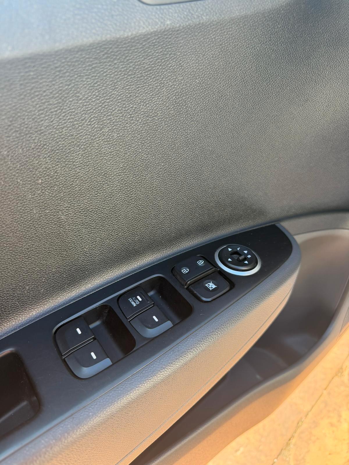 Hyundai i10 1.0 MPI Login A/T