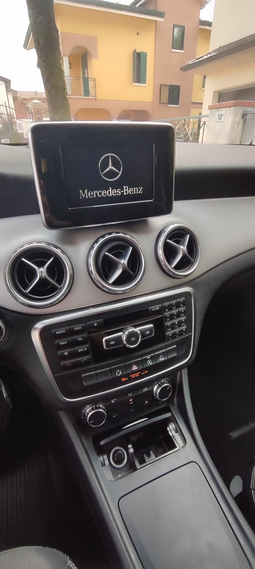 Mercedes-benz GLA 200 GLA 200 CDI Automatic Executive