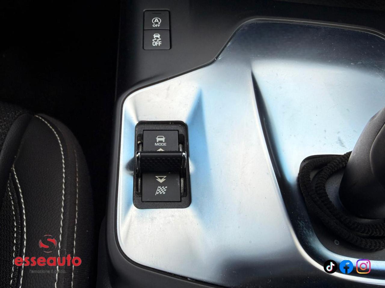 Jaguar E-Pace 2.0D 180 CV AWD R-Dynamic