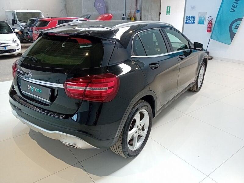 Mercedes-Benz GLA GLA 200 d Sport