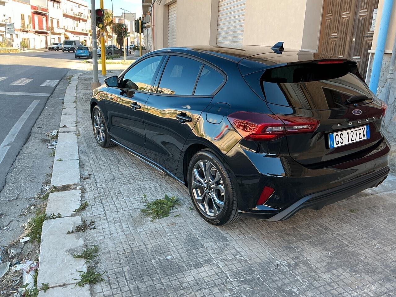 Ford Focus 1.0 EcoBoost Hybrid 125 CV SW ST-Line