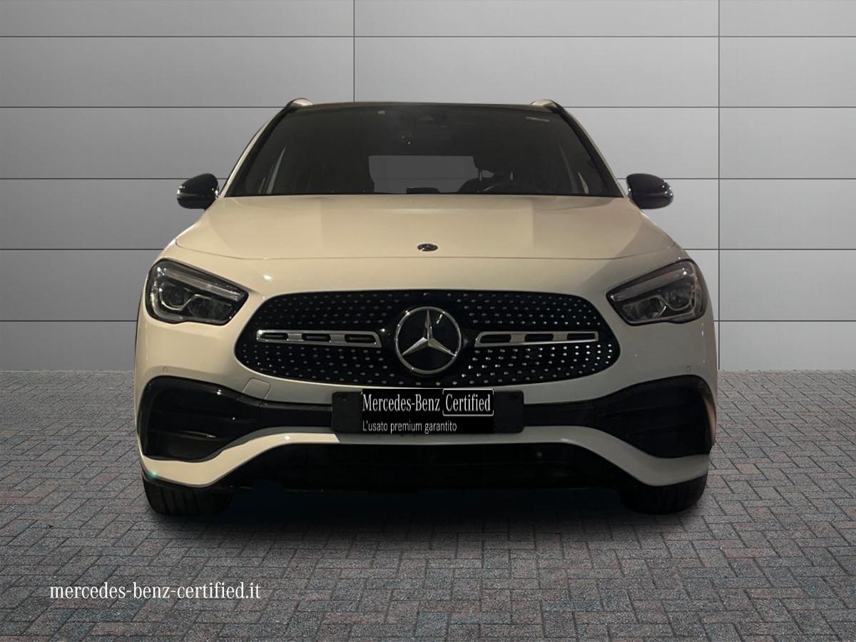 Mercedes-Benz GLA 200 d Premium auto