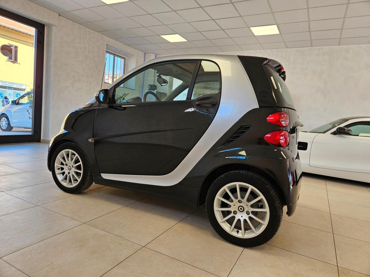 Smart ForTwo 1000 52 kW MHD coupé passion