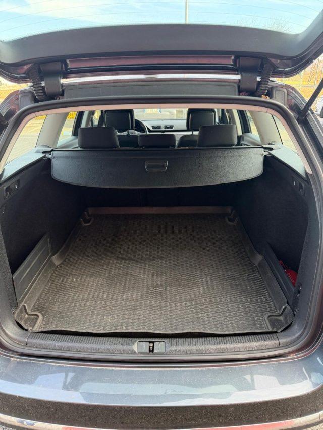 VOLKSWAGEN Passat 1.6 TDI Comfortline UNICOPROPRITARIO OK Neopat.