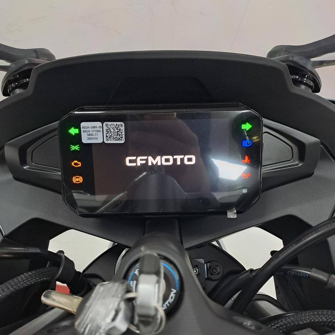 CFMOTO 675 SR-R PATENTE A2