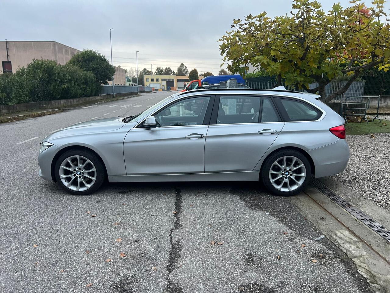 Bmw 320 320d Touring Luxury