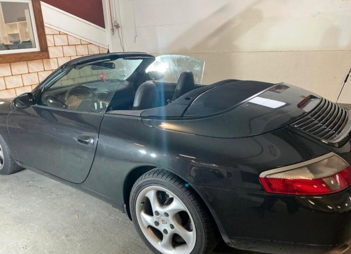 Porsche 911 Carrera 4 cat Cabriolet