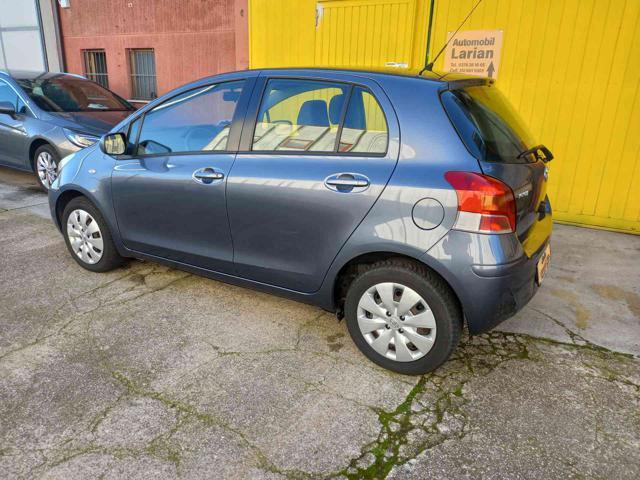 TOYOTA Yaris 1.3 5 porte Sol NEOPATENTATI