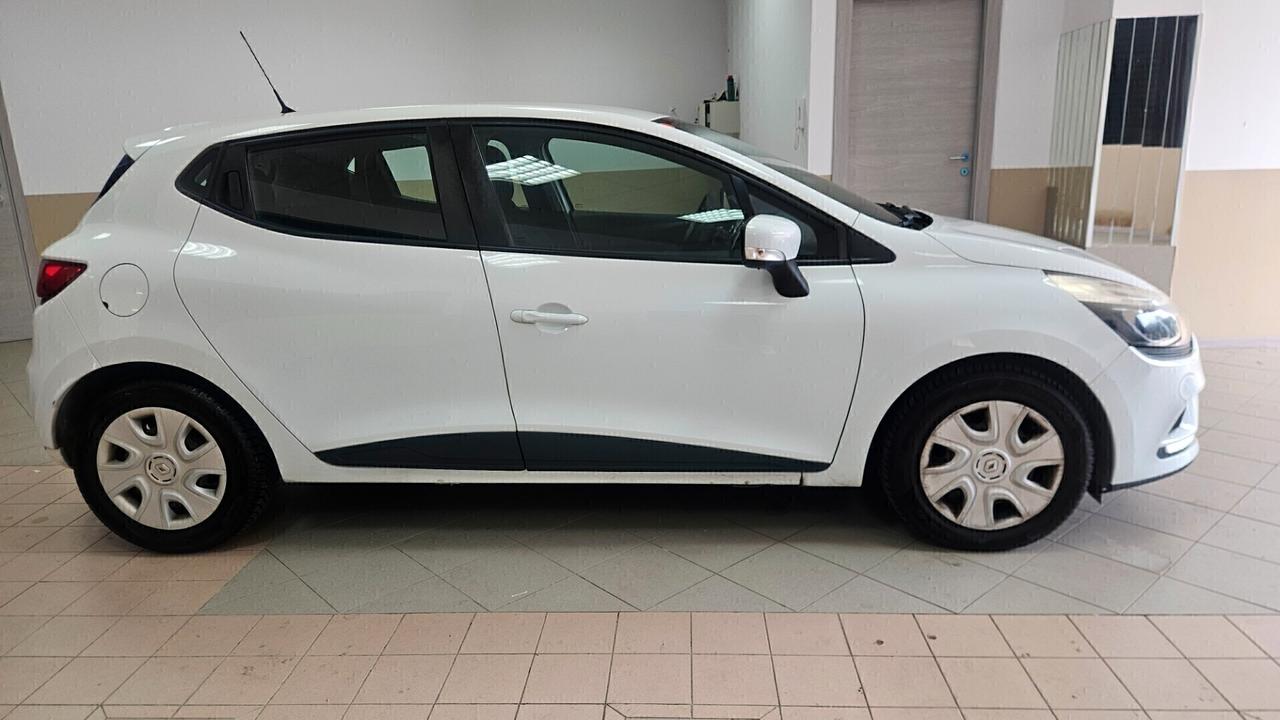 Renault Clio dCi 8V 75 CV Start&Stop 5 porte Energy Intens