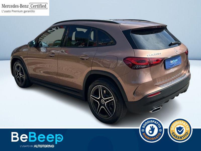 Mercedes-Benz GLA 220 D PREMIUM AUTO