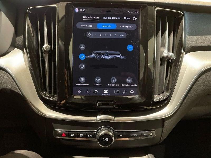 Volvo XC60 2.0 b4 Core auto