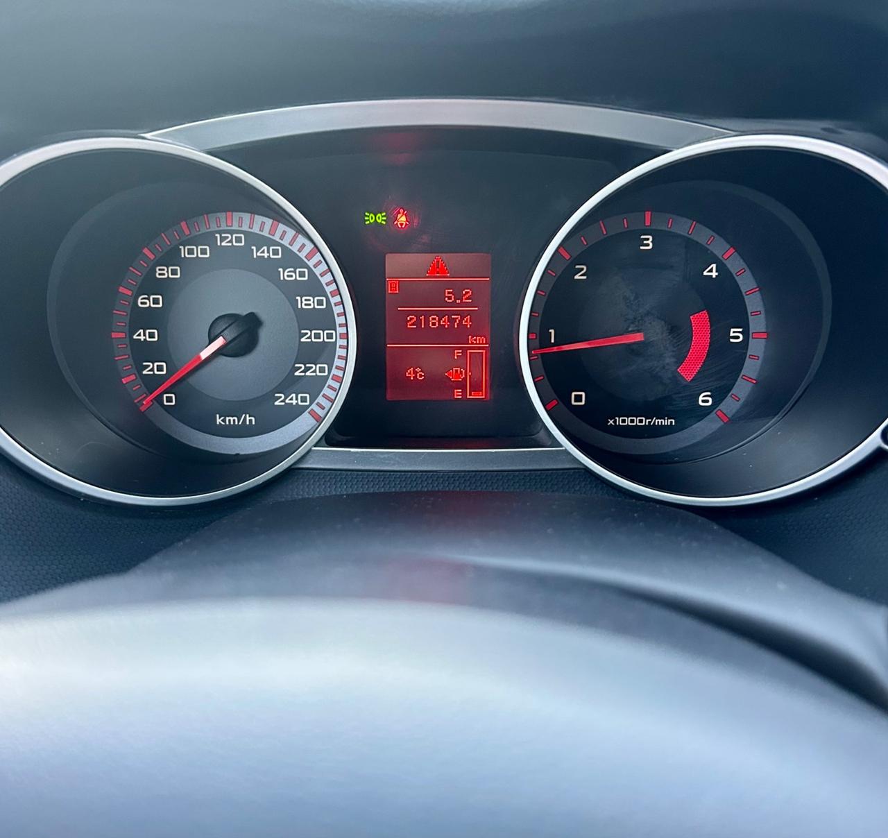 Mitsubishi Outlander 2.0 DI-D Instyle 7 POSTI