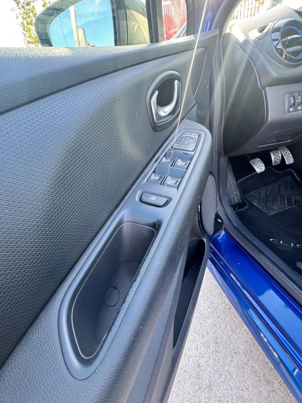 Renault Clio dCi 8V 75CV Start&Stop 5 porte Energy