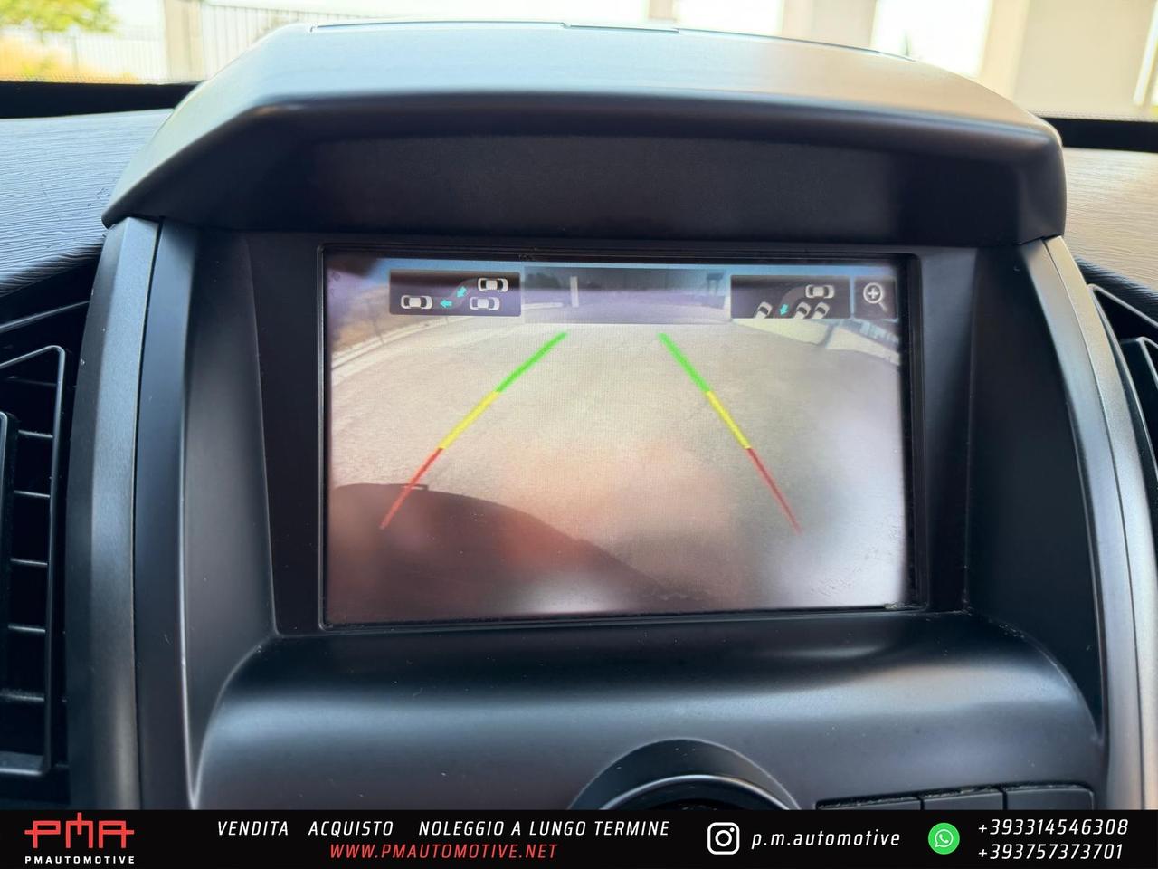 Mahindra XUV500 2.2 16V FWD W10