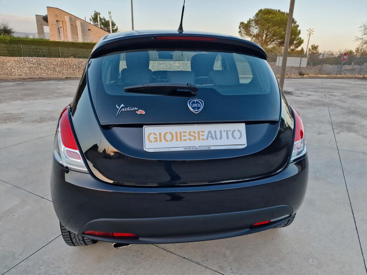 Lancia Ypsilon 1.2 69 CV 5 porte Elefantino