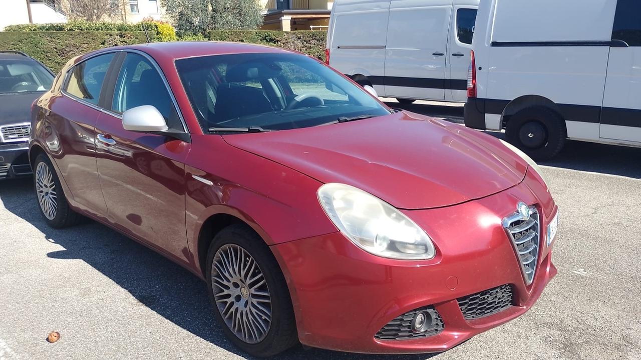 Alfa Romeo Giulietta 2.0 JTDm-2 - 2011