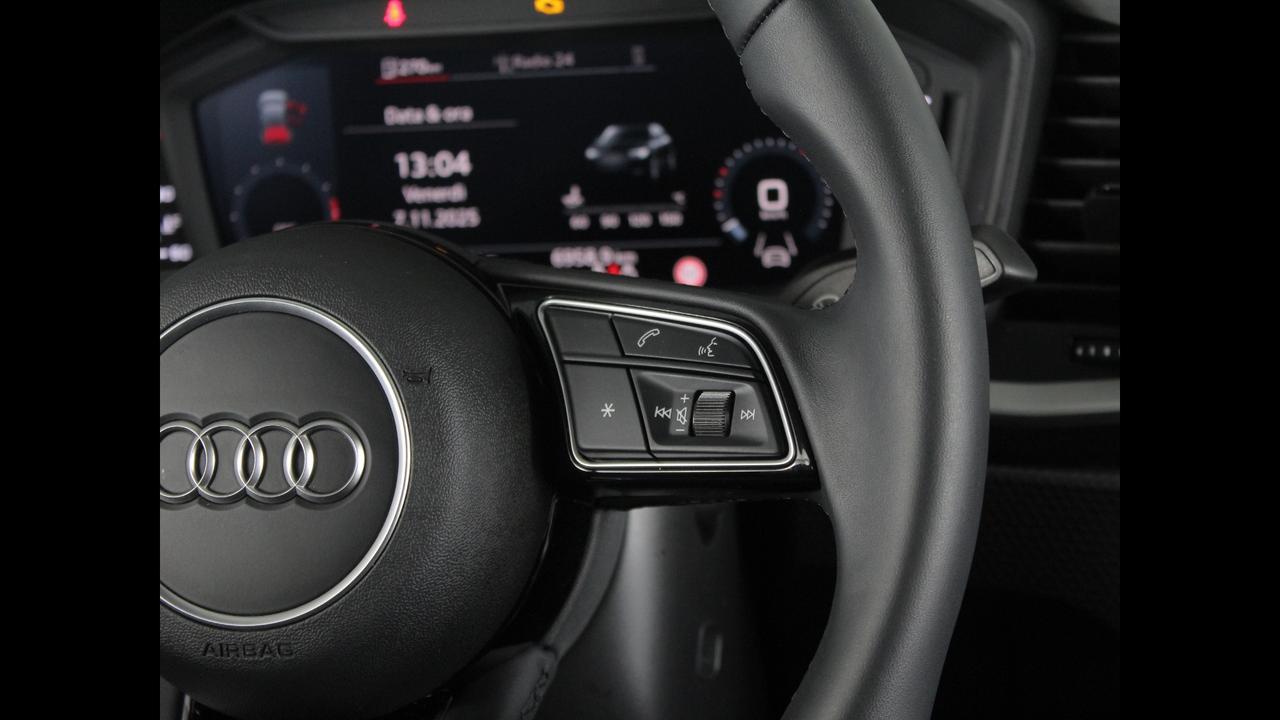 AUDI A1 II 2022 allstreet - A1 allstreet 30 1.0 tfsi Business 116cv