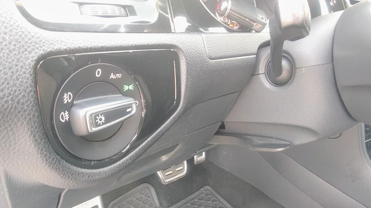 Volkswagen Golf 1.5 TGI DSG 5p. Trendline BlueMotion Technology