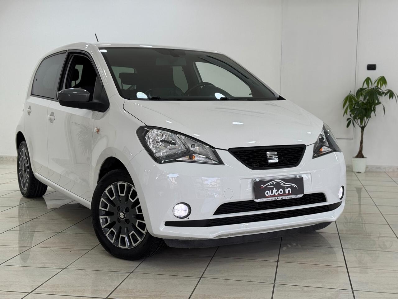 Seat Mii 1.0 68 CV 5 porte Chic Ecofuel