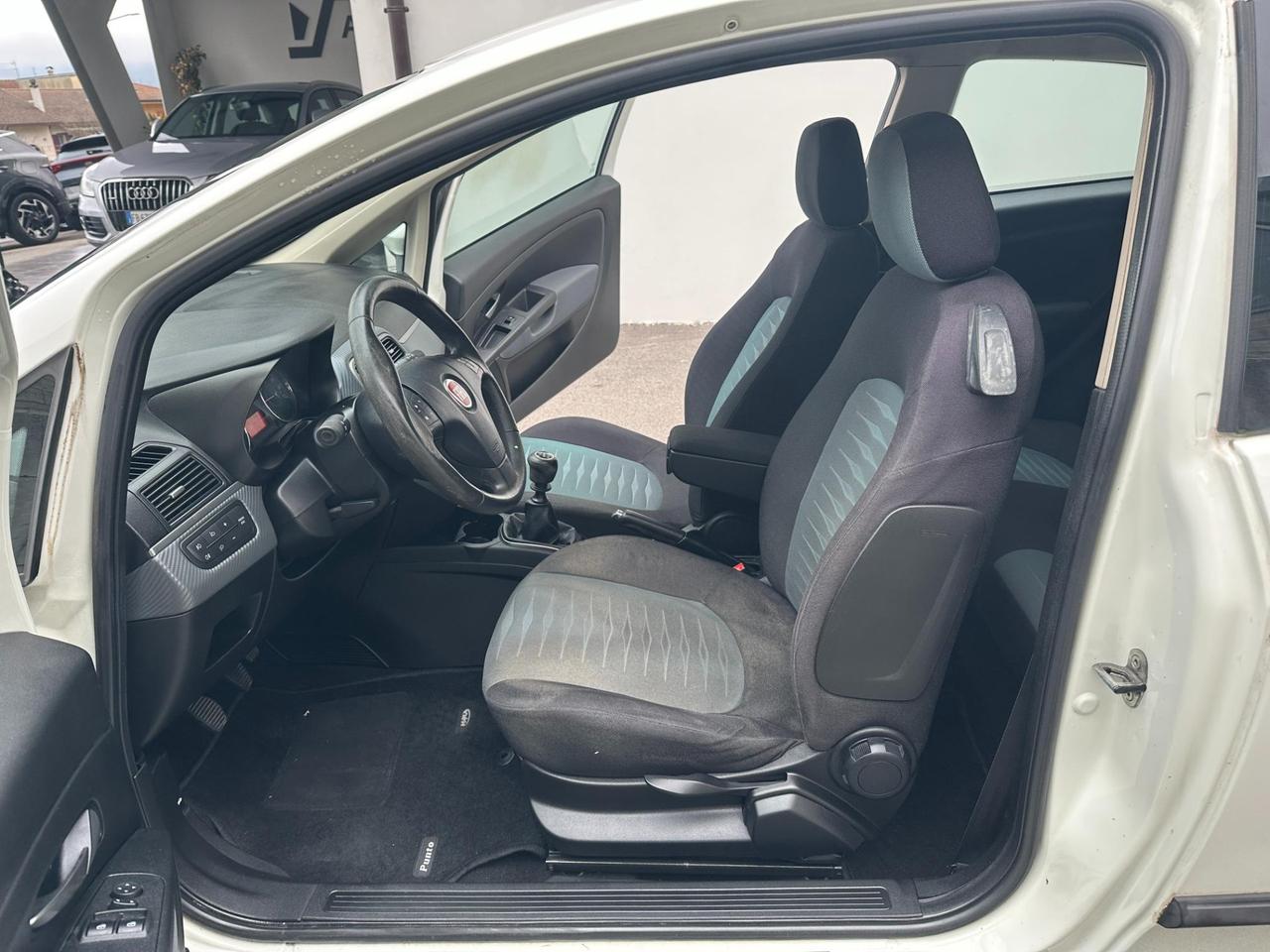 Fiat Grande Punto 3 Porte Grande Punto 3p 1.4 natural power Dynamic 77cv