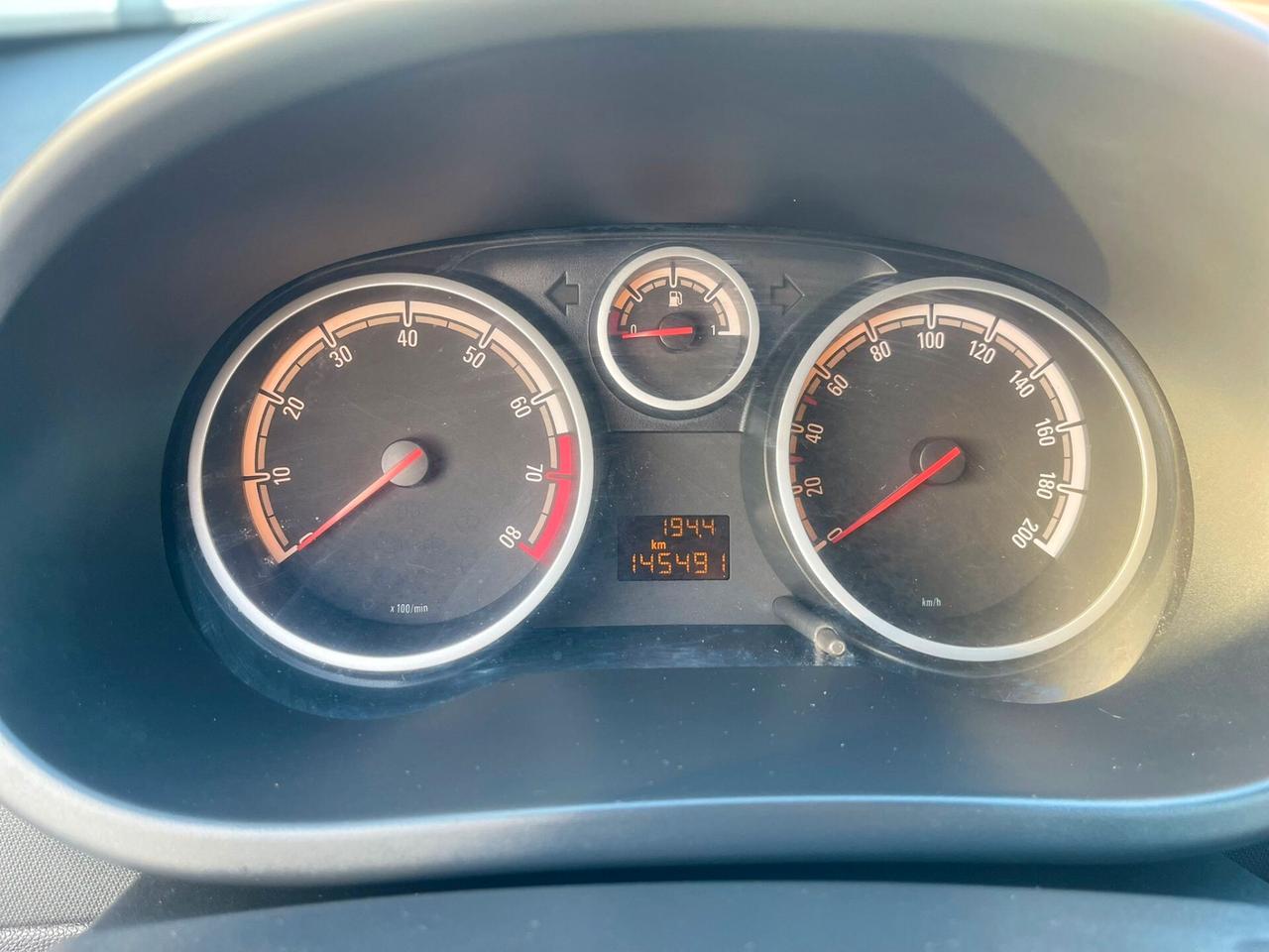 Opel Corsa 1.2 5 porte Easytronic Cosmo