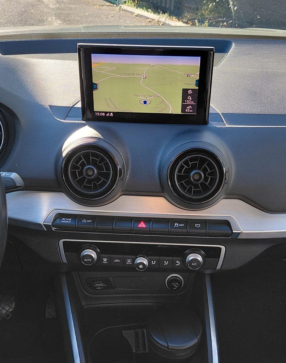 Audi Q2 1.6 TDI Design - TRATTABILE