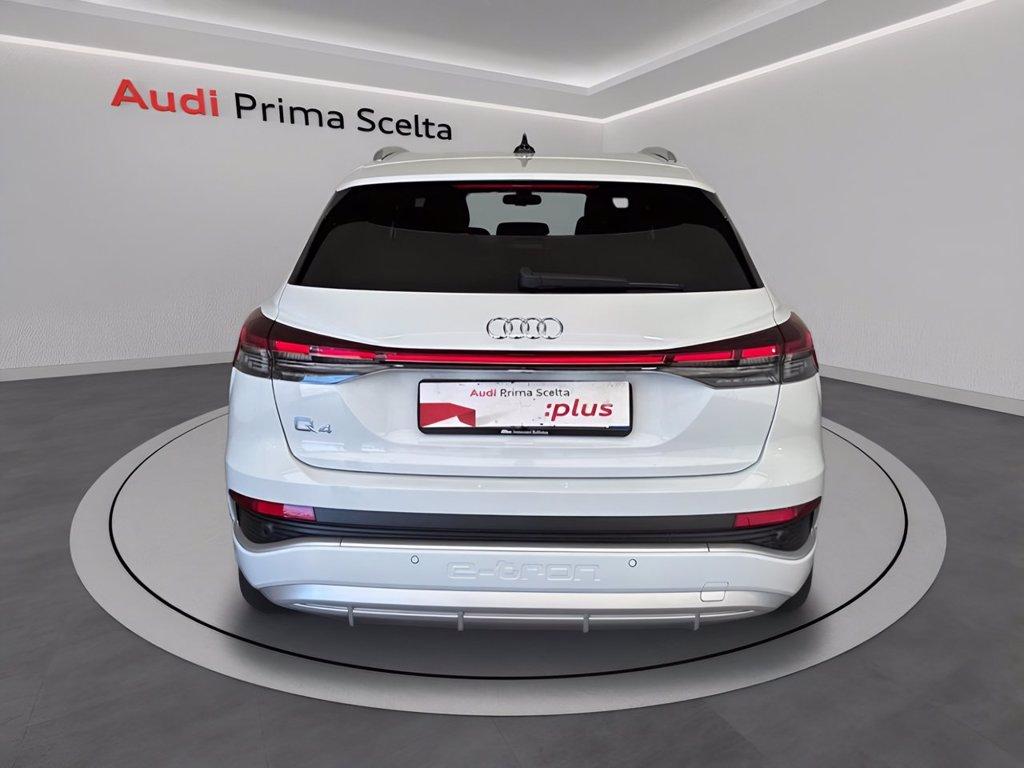AUDI Q4 e-tron 45 s line edition del 2026