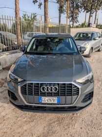 Audi Q3 35 TDI Business Advanced