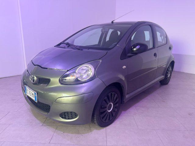 TOYOTA Aygo 1.0 12V VVT-i 5 porte Sol Red Edition