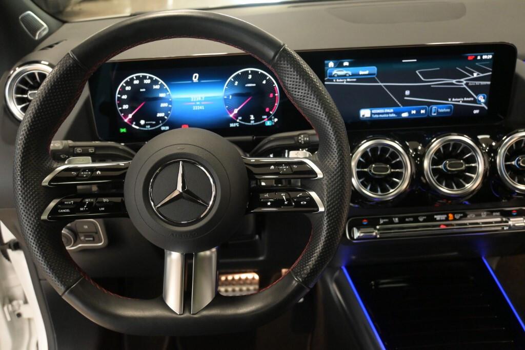 MERCEDES GLA 180D 116CV AMG LINE
