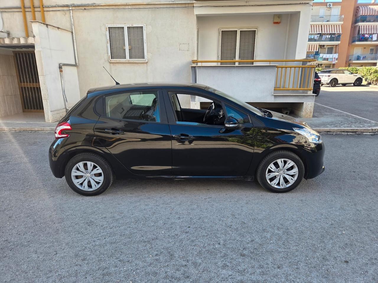 Peugeot 208 1.2 VTi 82 CV 5 porte Active