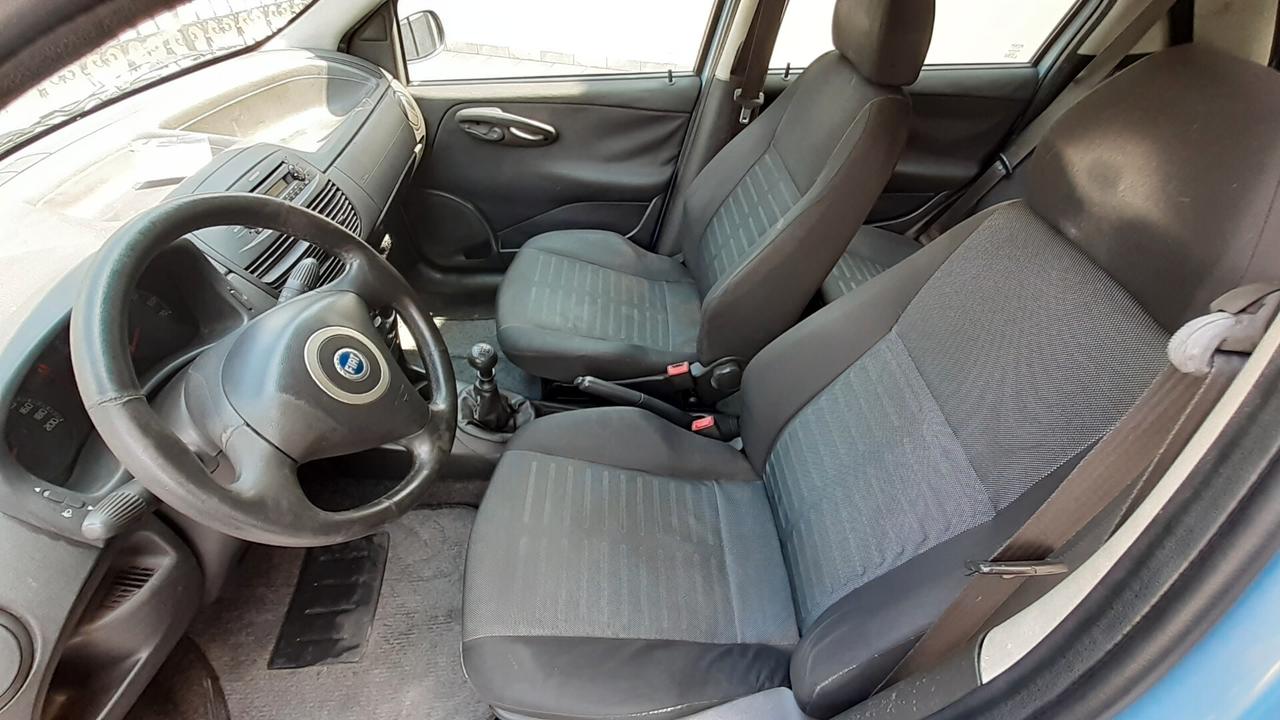 Fiat Punto 1.2 benzina 5 porte CLIMA Neopatentati
