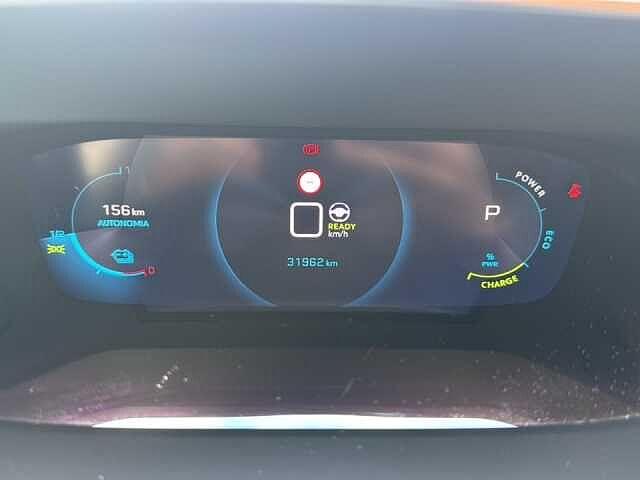 Peugeot 2008 motore elettrico 136 CV Allure