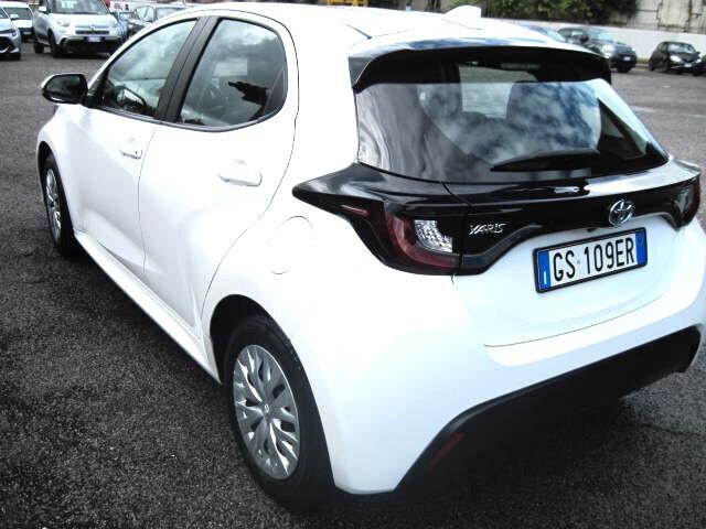 Toyota Yaris 1.5 Hybrid SOLO KM 20000 FATTURABILE FINANZIABILE