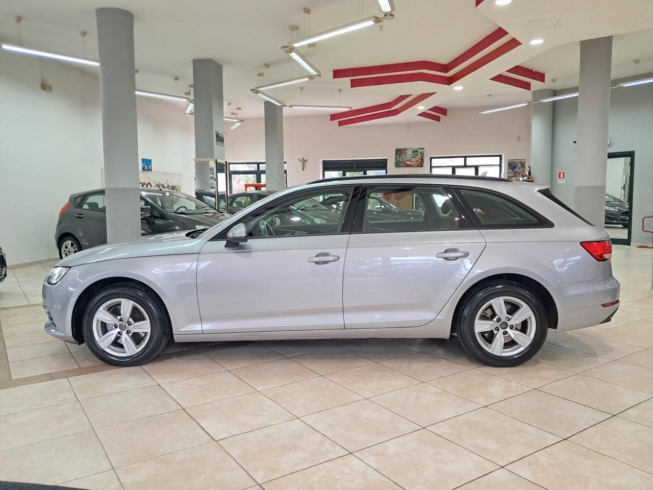 Audi A4 Avant 2.0 TDI 150 CV ultra Business Sport