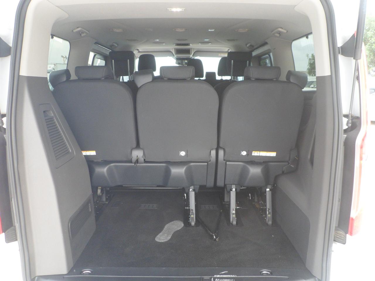 Ford Transit Custom 9 posti