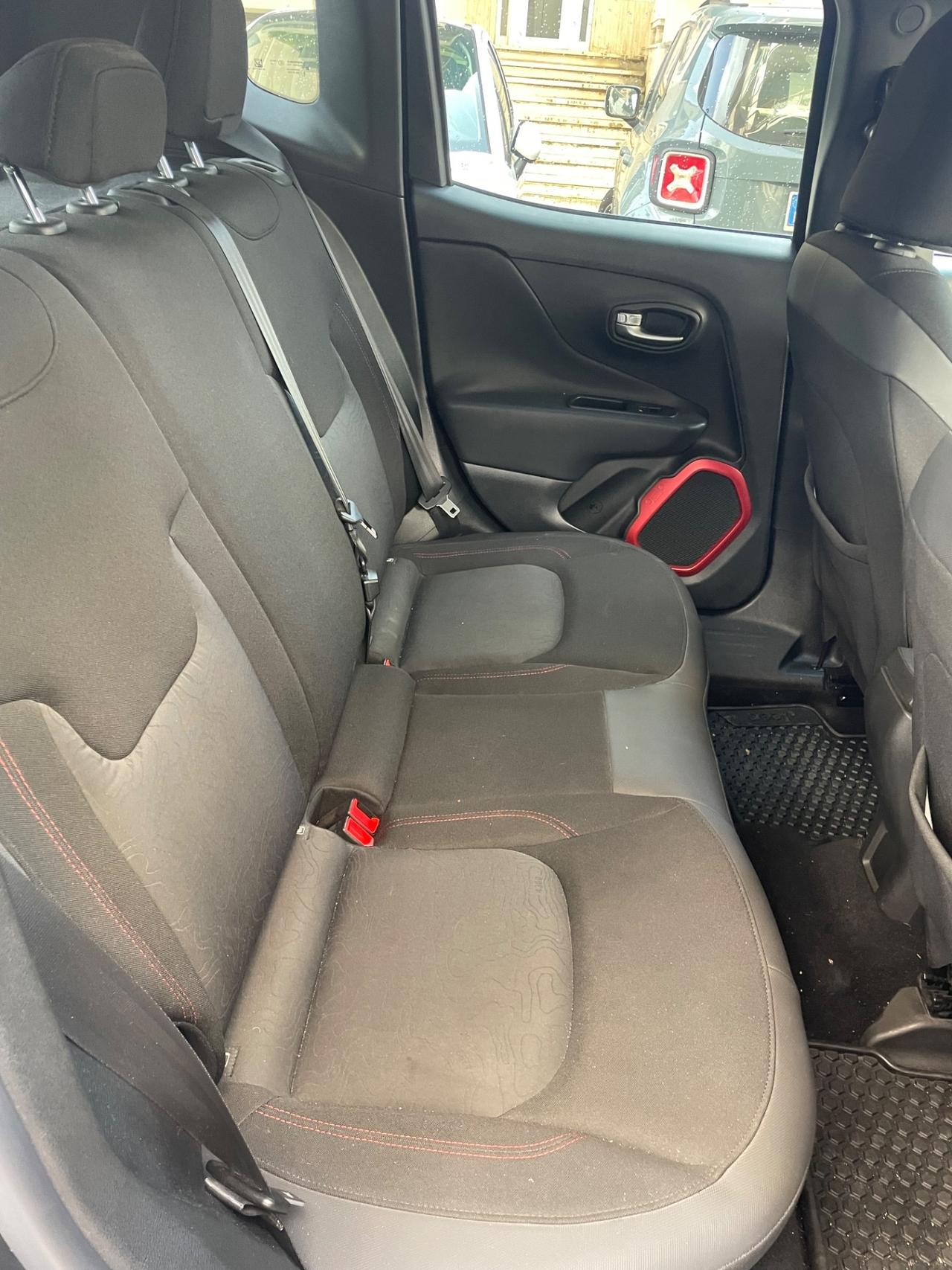 Jeep Renegade 2.0 Mjt 170CV 4WD Active Drive Low Trailhawk