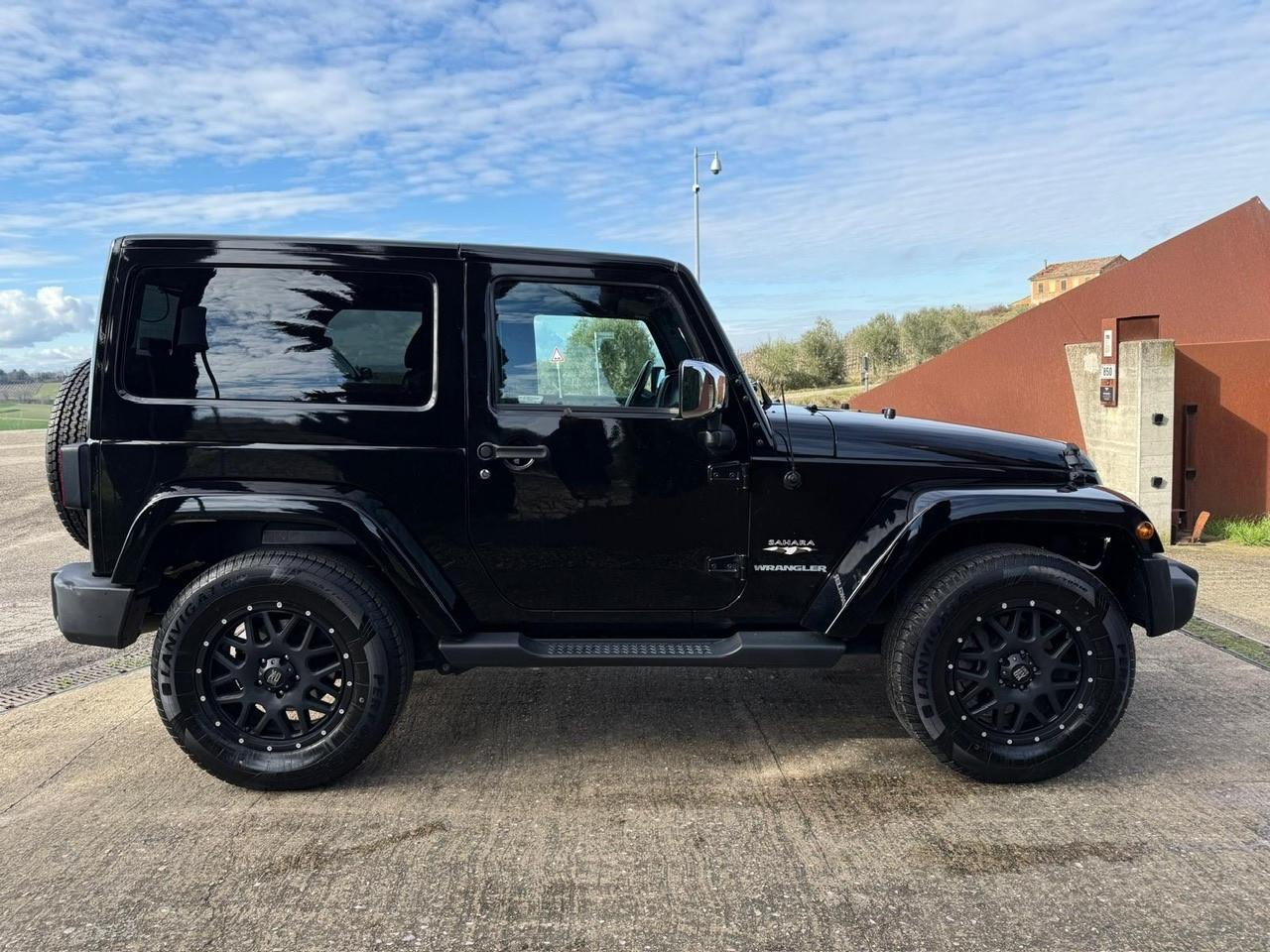 Jeep Wrangler 2.8 CRD DPF Sahara Auto