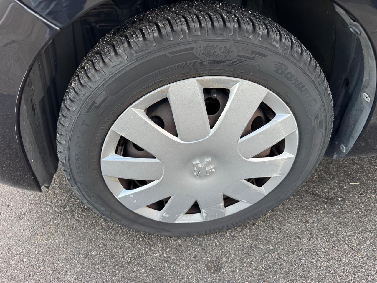 Peugeot 107 1.0 68CV 5p. Sweet Years