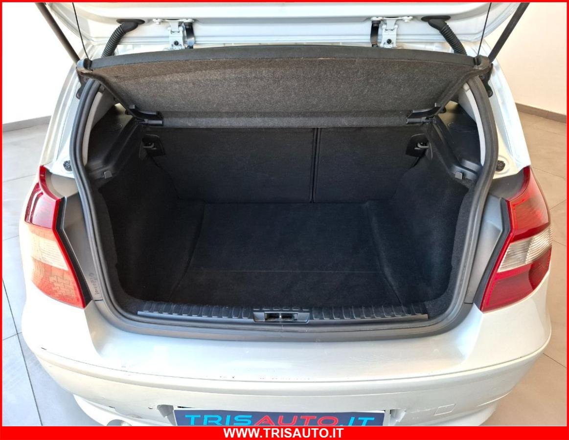 BMW 120d 2.0 Attiva (TETTUCCIO APRIBILE)