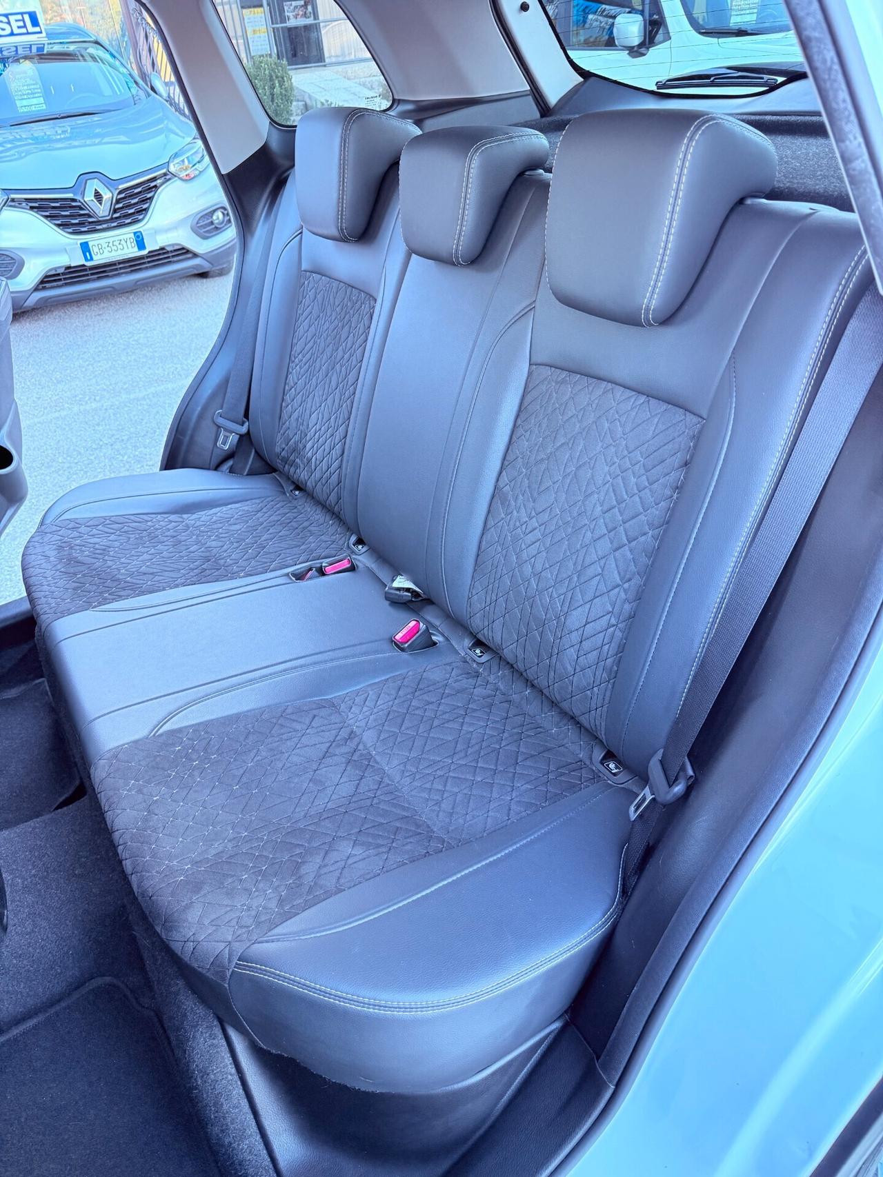 " DA VETRINA " Suzuki Vitara 1.4 Hybrid Top