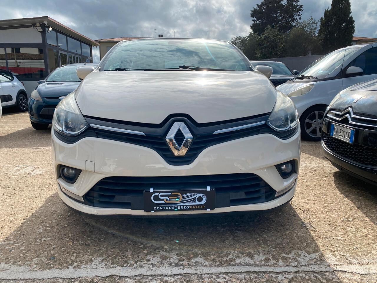 RENAULT CLIO UNICO - TAGLIANDATA